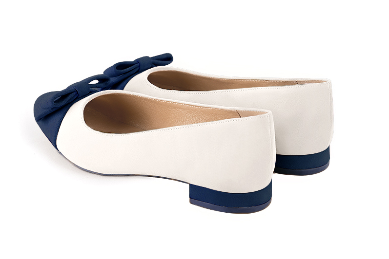 Navy blue and off white women's ballet pumps, with low heels. Round toe. Flat block heels. Rear view - Florence KOOIJMAN